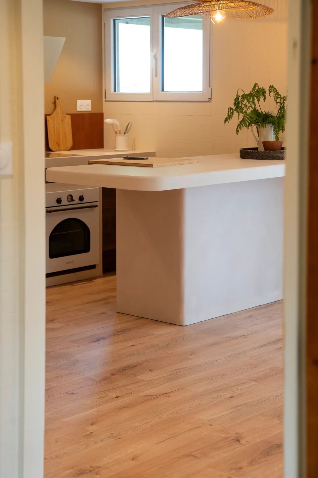 Cuisine en beton cire — plan de travail et credence — DOD& Seignosse