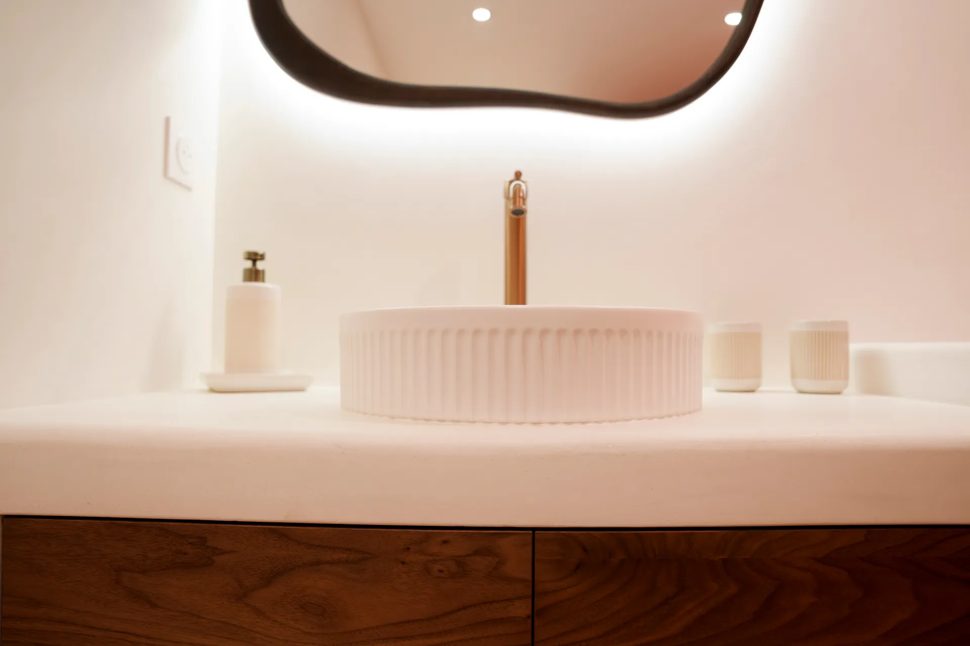 Salle de bain en béton ciré — réalisation 2